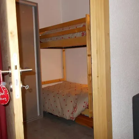 Apartman 4 Personnes Aux Pieds