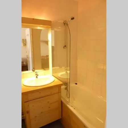 Apartment 4 Personnes Aux Pieds *