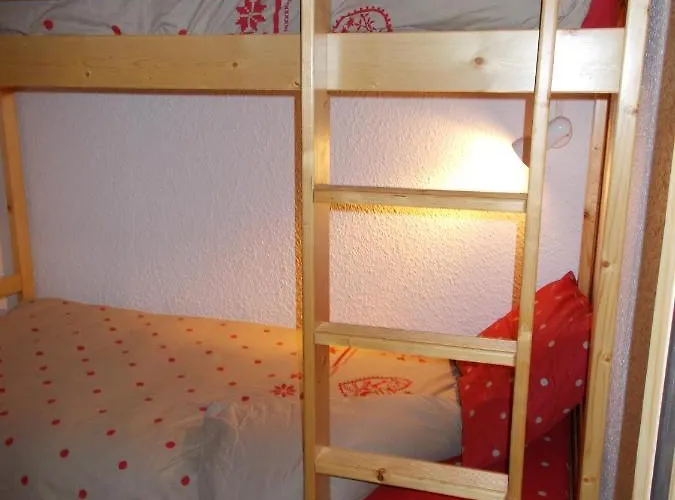 4 Personnes Aux Pieds * 발토랑스